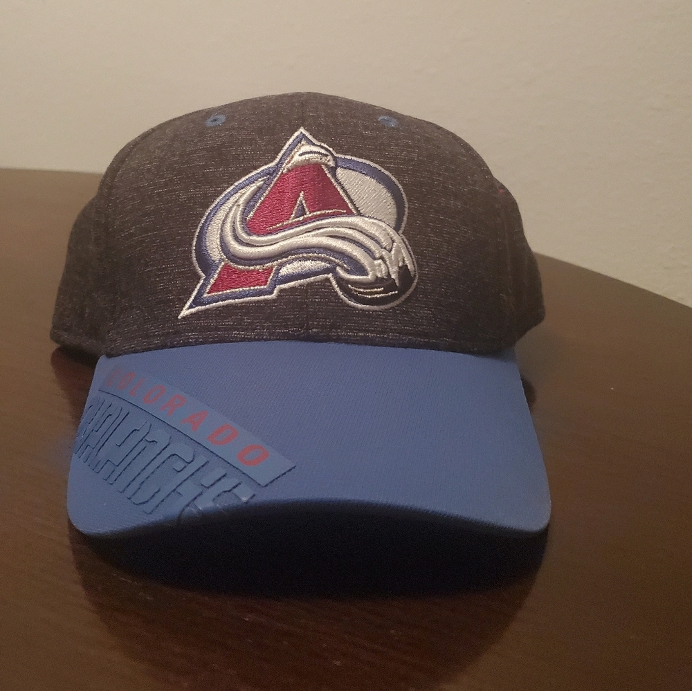 Colorado avalanch hat